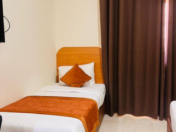 Marhaba Deira Hotel : photo 2 de la chambre chambre triple