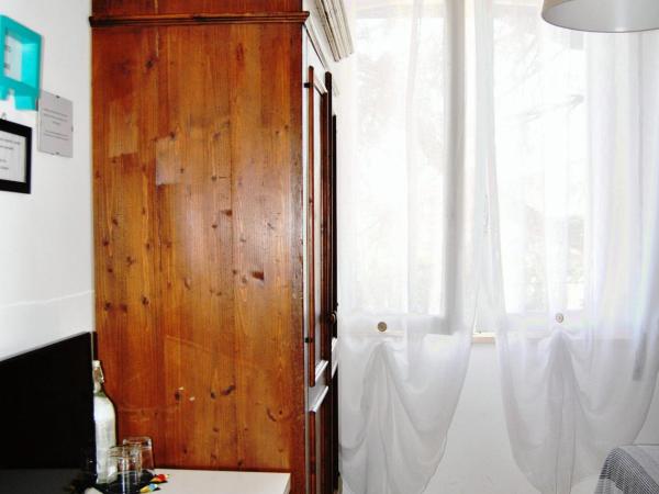 Le Bassotte b&b : photo 3 de la chambre petite chambre double