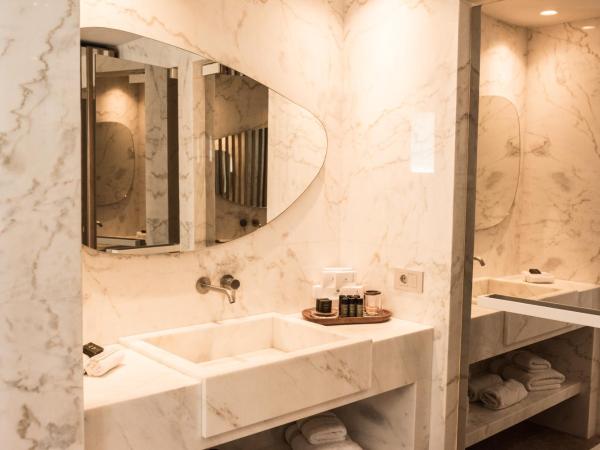 Νumi Boutique Hotel : photo 6 de la chambre suite exécutive avec jacuzzi