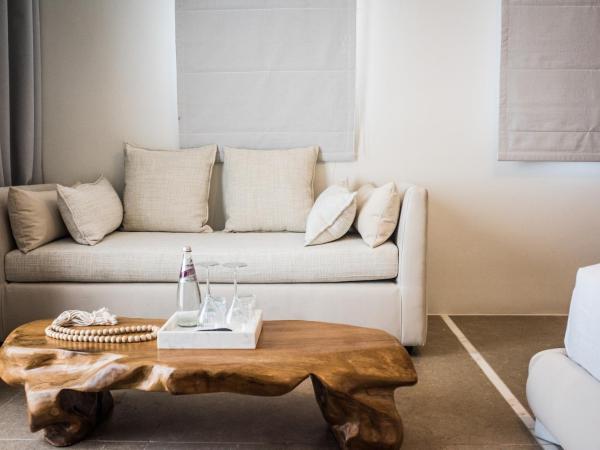 Νumi Boutique Hotel : photo 7 de la chambre suite exécutive avec piscine privée