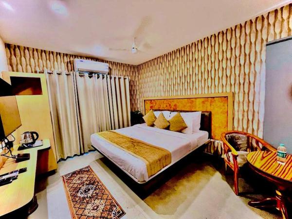 Hotel Lake View Airport zone : photo 3 de la chambre chambre lit king-size deluxe