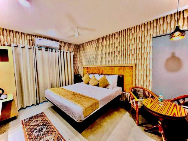 Hotel Lake View Airport zone : photo 5 de la chambre chambre familiale avec balcon