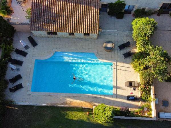 Le Mas des Vergers : photo 2 de la chambre appartement 2 chambres