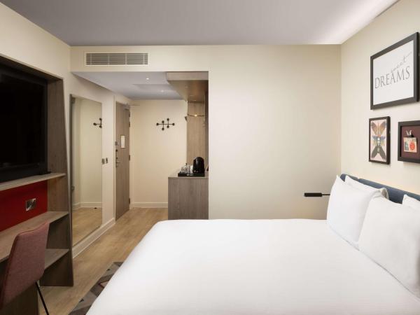 Hampton By Hilton London City : photo 9 de la chambre chambre lit king-size