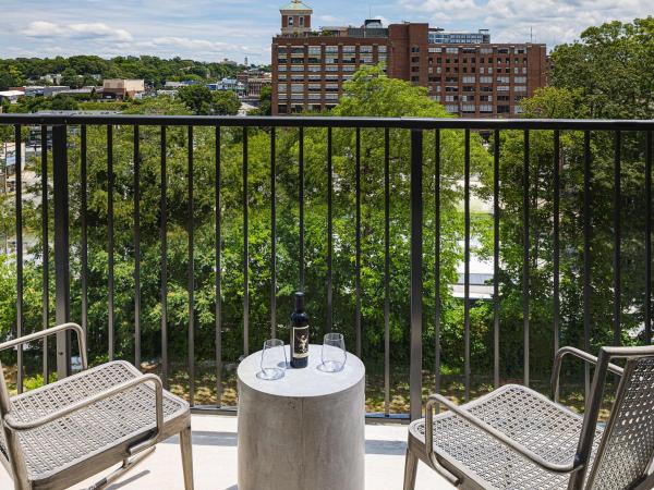 Wylie Hotel Atlanta, Tapestry Collection by Hilton : photo 3 de la chambre chambre lit king-size deluxe