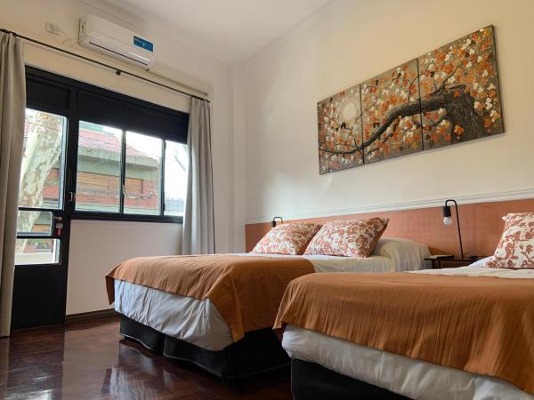 Costa Rica Soho Rooms : photo 4 de la chambre chambre triple avec balcon