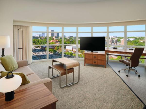 Homewood Suites Atlanta Midtown : photo 5 de la chambre suite d'angle 1 chambre lit king-size