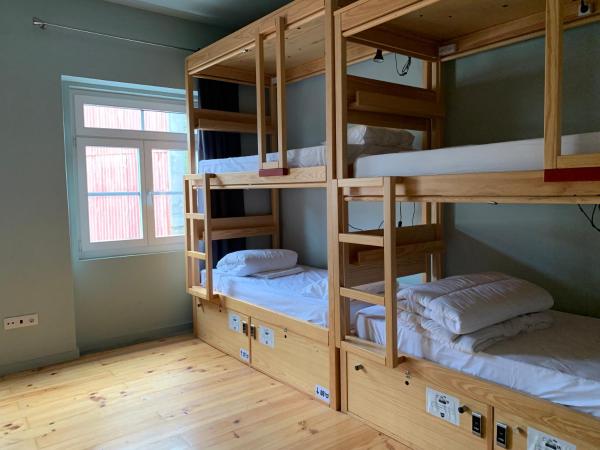 CATS Porto Hostel : photo 2 de la chambre lit dans dortoir mixte de 10 lits - bâtiment annexe