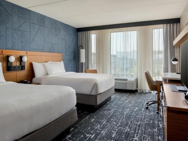 Courtyard by Marriott Philadelphia South at The Navy Yard : photo 2 de la chambre chambre avec 2 grands lits queen-size 