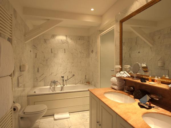 Relais & Châteaux Hotel Heritage : photo 4 de la chambre suite junior - vue sur beffroi