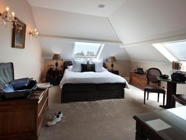 Relais & Châteaux Hotel Heritage : photo 5 de la chambre suite junior - vue sur beffroi