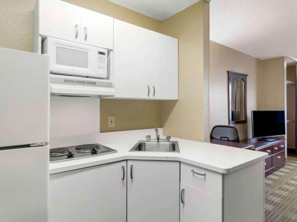 Extended Stay America Suites - Houston - Galleria - Westheimer : photo 4 de la chambre studio lit queen-size - non-fumeurs