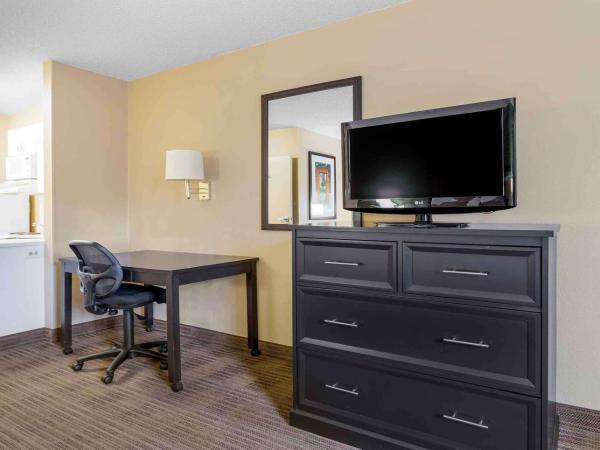 Extended Stay America Suites - Houston - Galleria - Westheimer : photo 4 de la chambre studio lit king-size - non-fumeurs