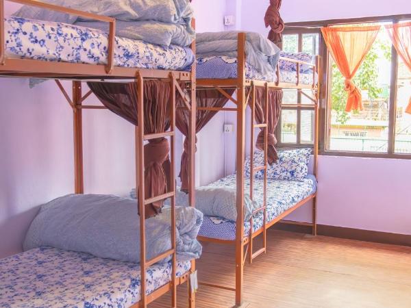 Planet Nomad Hostel : photo 3 de la chambre lit dans dortoir mixte de 4 lits