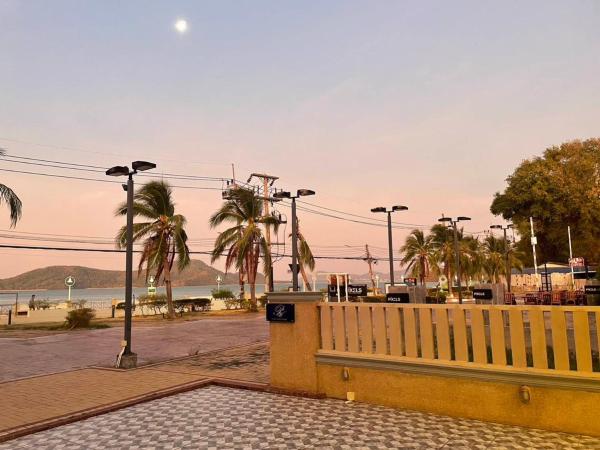 Panwa Beach Side Beachfront : photo 2 de la chambre chambre double deluxe - vue sur mer