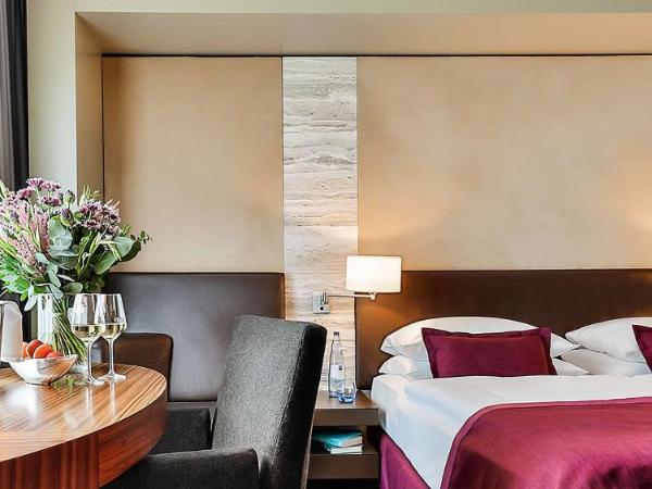 Dorint Hotel am Heumarkt Köln : photo 1 de la chambre chambre familiale - 2 chambres doubles avec portes communicantes