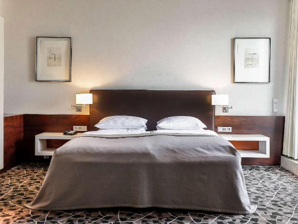 Dorint Hotel am Heumarkt Köln : photo 3 de la chambre suite deluxe avec lit king-size