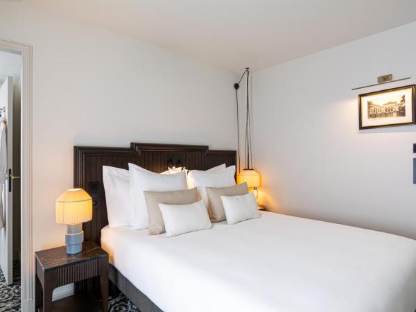 Hôtel & SPA Napoléon : photo 3 de la chambre chambre lit queen-size supérieure avec accès au spa