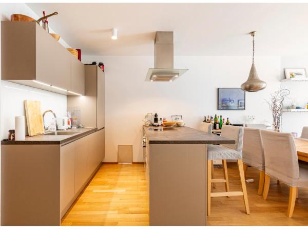 Rooms in Luxury Apartment, Central Vienna near Hauptbahnhof : photo 2 de la chambre chambre double avec salle de bains privative