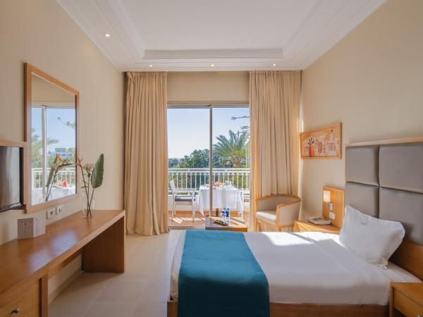 Hotel Bel Azur Thalasso & Bungalows : photo 5 de la chambre chambre double - vue sur jardin