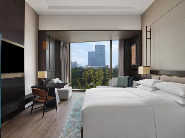 Guangzhou Marriott Hotel Baiyun : photo 2 de la chambre chambre lit king-size deluxe