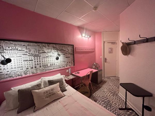 Hôtel de la Croix-Rousse : photo 9 de la chambre chambre double supérieure