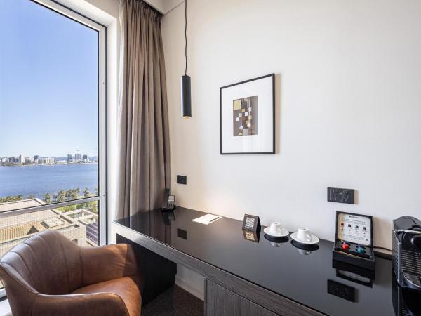 Duxton Hotel Perth : photo 3 de la chambre chambre lit king-size club junior