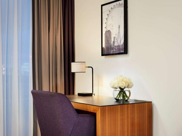 Park Plaza County Hall London : photo 6 de la chambre studio excutif familial - vue sur ville