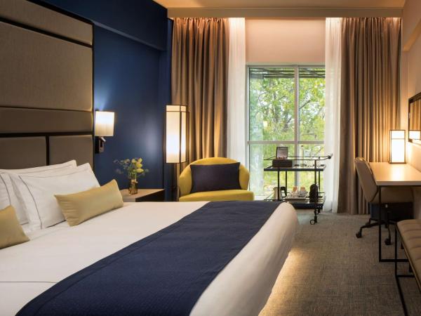 Park Plaza Utrecht : photo 4 de la chambre chambre lit king-size exécutive - vue sur ville