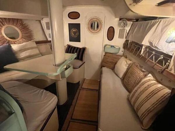 Voilier traditionnel, tout confort et au calme : photo 5 de la chambre appartement