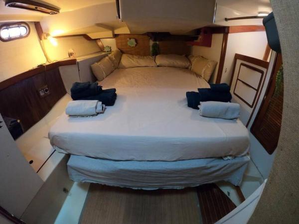 Voilier traditionnel, tout confort et au calme : photo 8 de la chambre mobile home