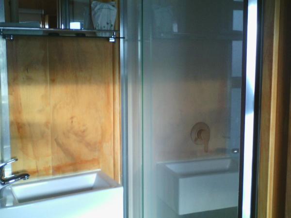 747 Motel & Car Hire : photo 4 de la chambre petite chambre simple