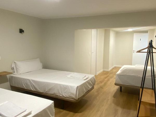 Hostal Mindanao : photo 3 de la chambre chambre triple