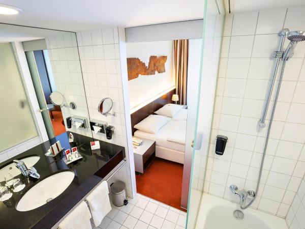 Austria Trend Hotel Europa Wien : photo 1 de la chambre suite junior