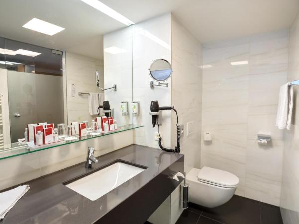 Austria Trend Hotel Congress Innsbruck : photo 4 de la chambre chambre classique