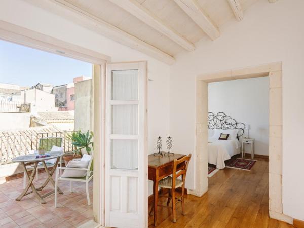 B&B Palazzo Del Sale : photo 10 de la chambre chambre double avec terrasse privée