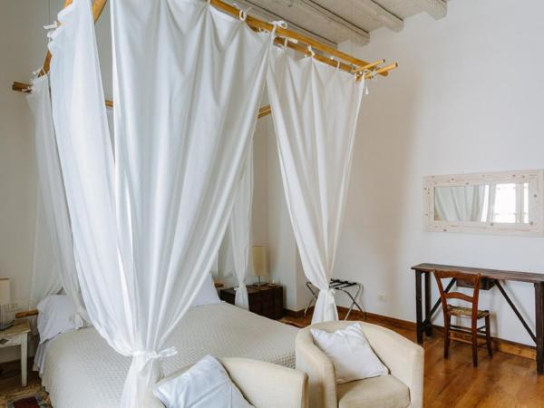 B&B Palazzo Del Sale : photo 7 de la chambre chambre familiale deluxe