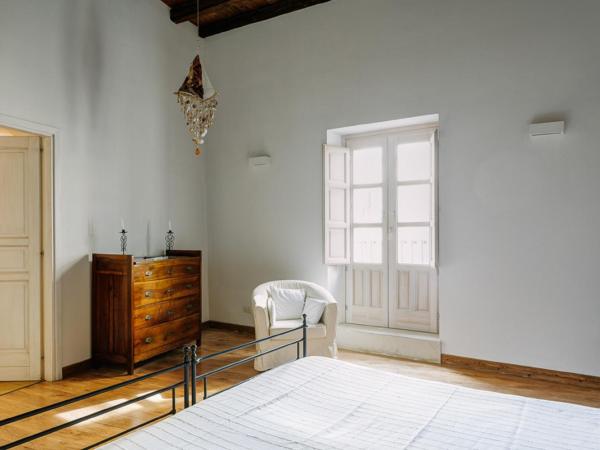 B&B Palazzo Del Sale : photo 4 de la chambre chambre familiale deluxe