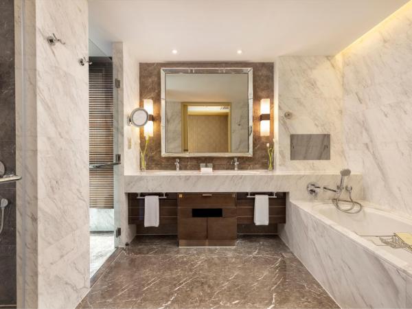 Midtown Shangri-La, Hangzhou - around 5 minutes walking distance to West Lake : photo 2 de la chambre suite exécutive