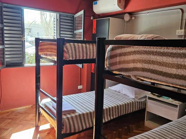 DAKAR HOSTEL : photo 1 de la chambre lit dans dortoir mixte de 4 lits