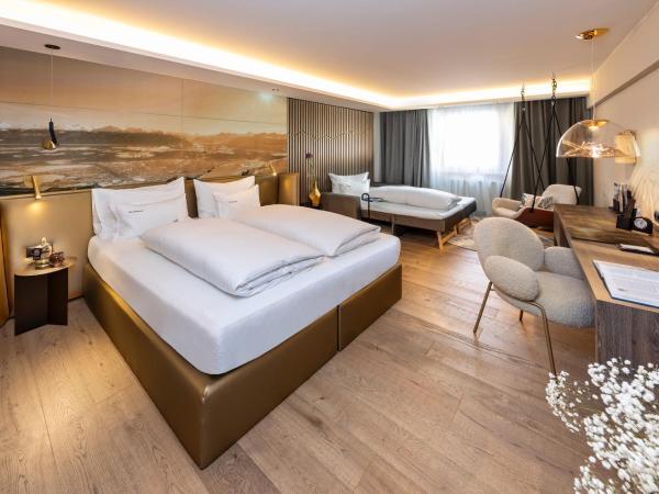 Hotel Innsbruck : photo 3 de la chambre chambre double avec lit d'appoint