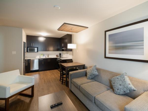 Gage Suites at UBC : photo 6 de la chambre suite 1 chambre lit king-size avec canapé-lit