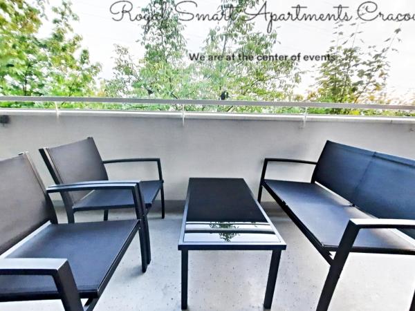Royal Smart Apartments Cracow : photo 7 de la chambre chambre double avec balcon