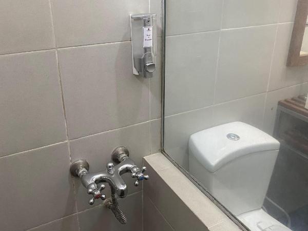 Mawar Asri Hotel : photo 8 de la chambre chambre double standard