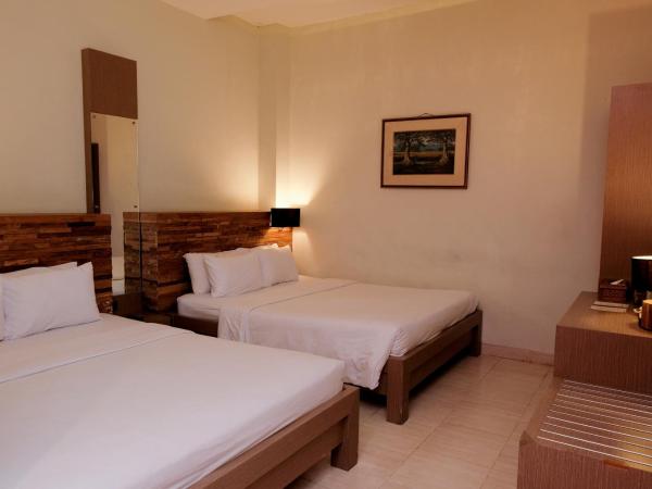 Mawar Asri Hotel : photo 1 de la chambre chambre familiale