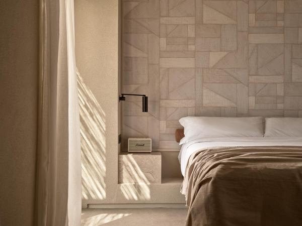 Domes Noruz Mykonos : photo 6 de la chambre hébergement upbeat retreat - vue sur terres