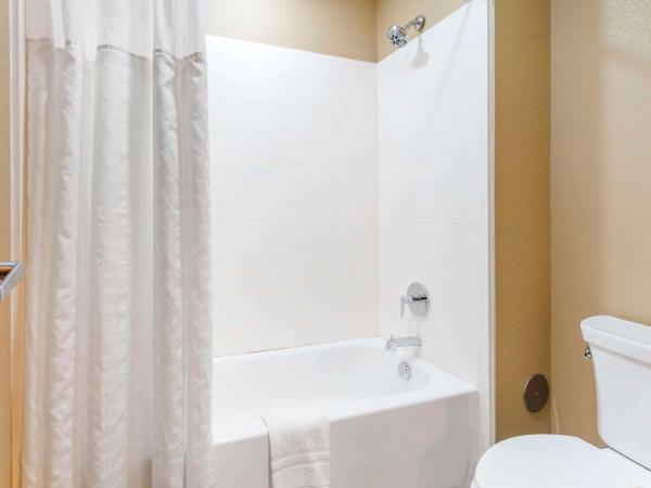 Comfort Inn North-Polaris : photo 1 de la chambre chambre standard avec 2 lits queen-size - non-fumeurs