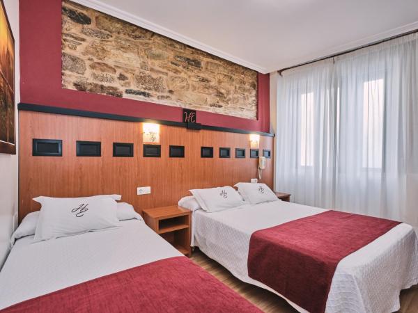 Hotel Entrecercas : photo 5 de la chambre chambre triple standard