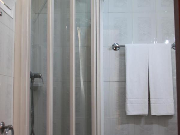 Hotel Quasar : photo 3 de la chambre chambre simple classique