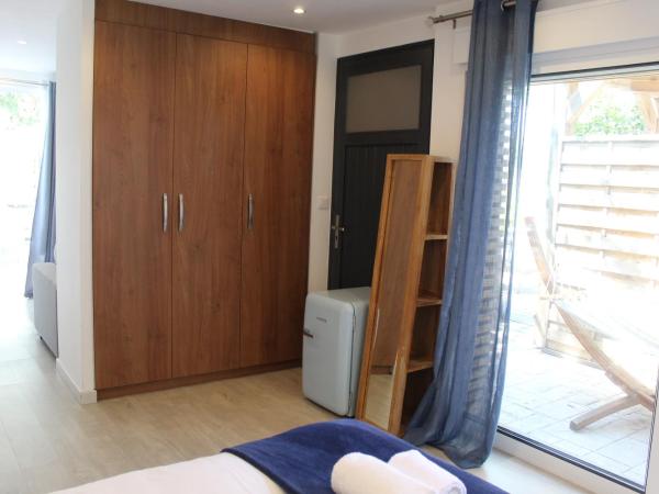 Les Suites d'Agosta : photo 3 de la chambre suite familiale